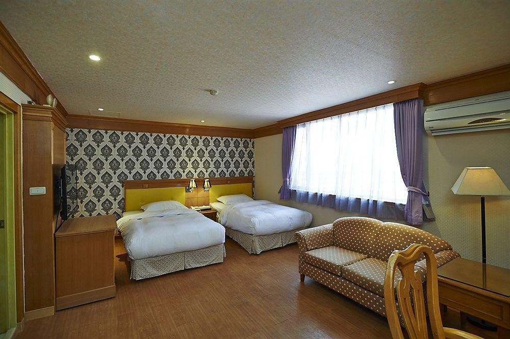 European Castle Motel Xinying Exterior foto
